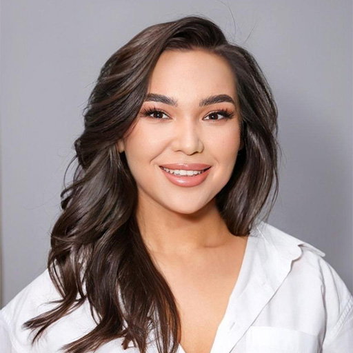 Мадина — менеджер SUNWAY